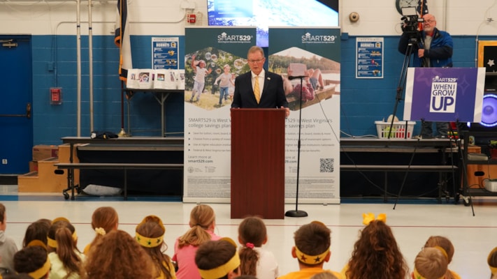 Treasurer Pack Kicks Off 18th Annual SMART529 "When I Grow Up" Statewide Essay Contest in Charleston