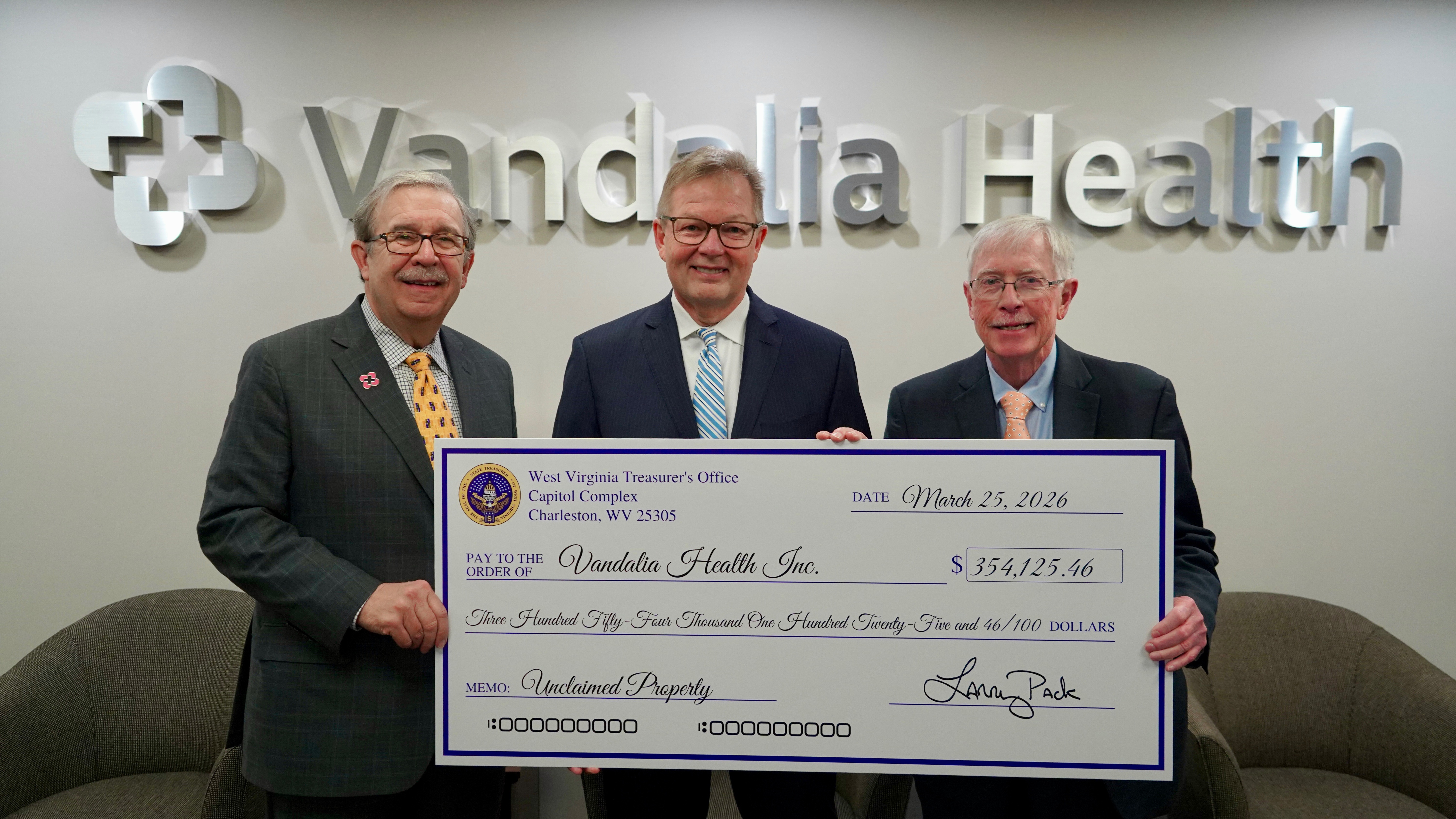 Treasurer Pack Returns More Than $354,000 in Unclaimed Property Funds to Vandalia Health