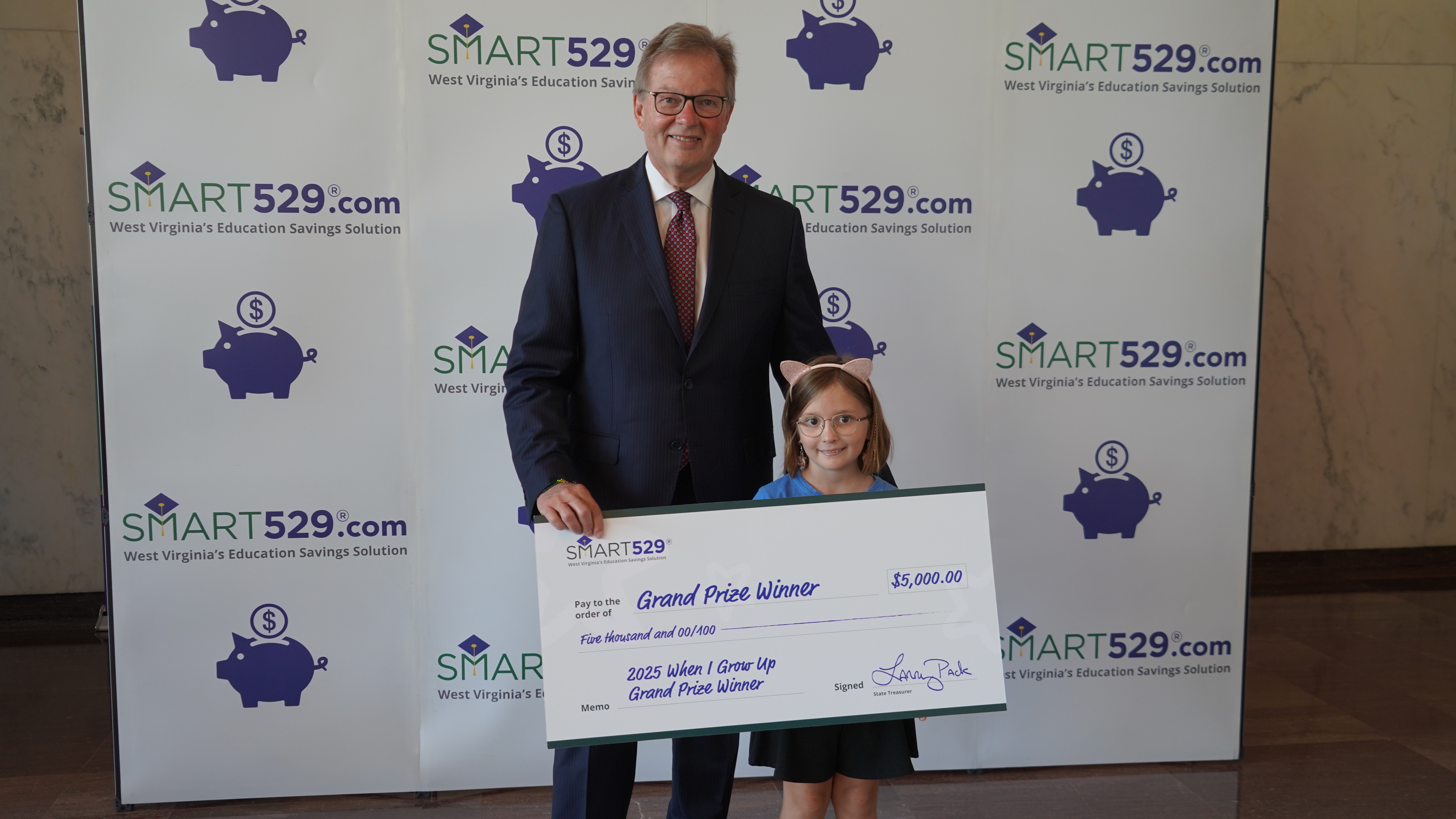 Cabell County Student Wins $5,000 Grand Prize in SMART529 ‘When I Grow Up’ Statewide Essay Contest