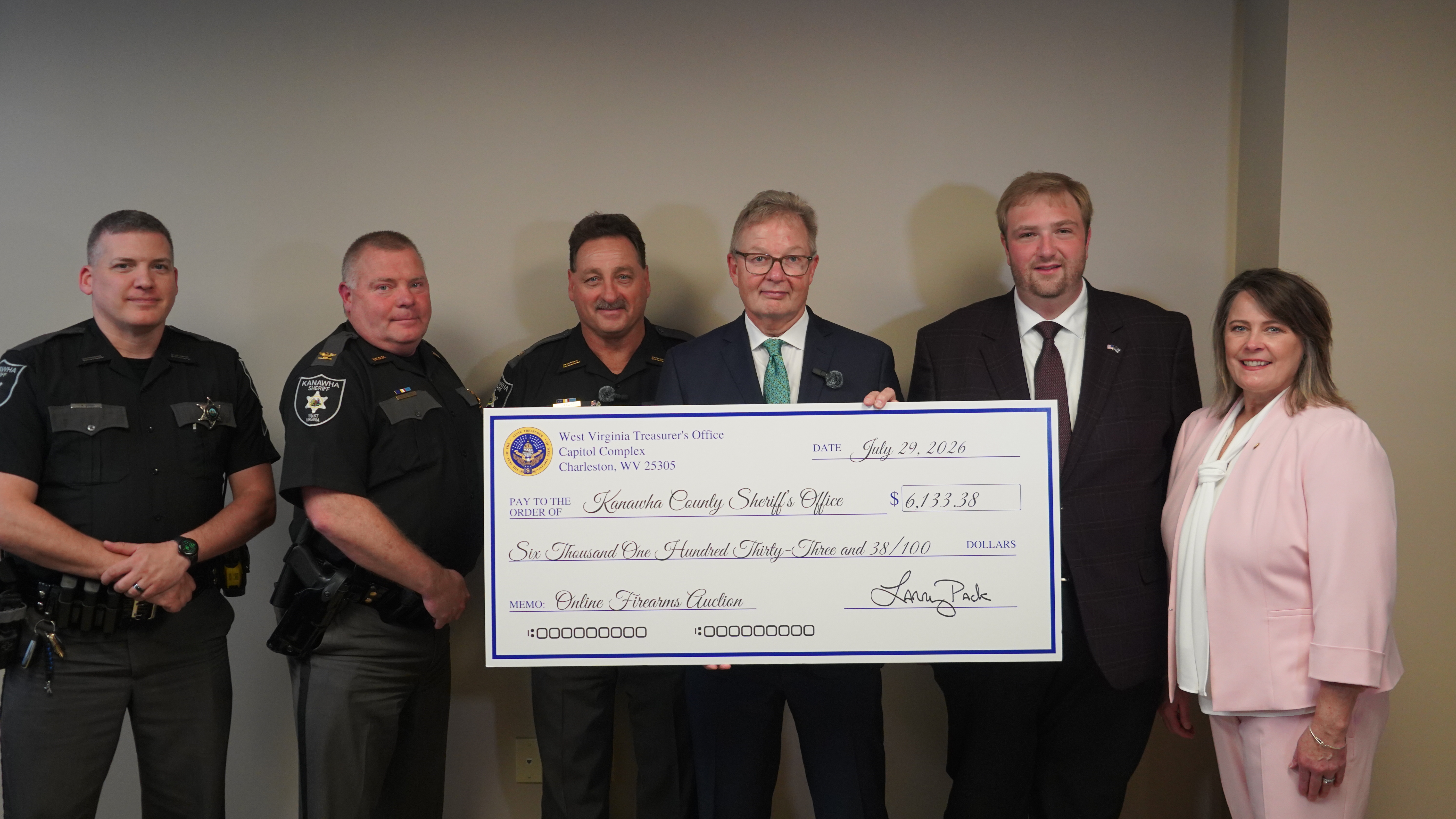 Treasurer Pack Returns More Than $6,000 to Kanawha County Sheriff’s Office from June Online Firearms Auction